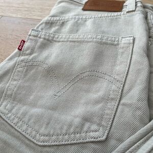 Levi's Beige Denim Jeans